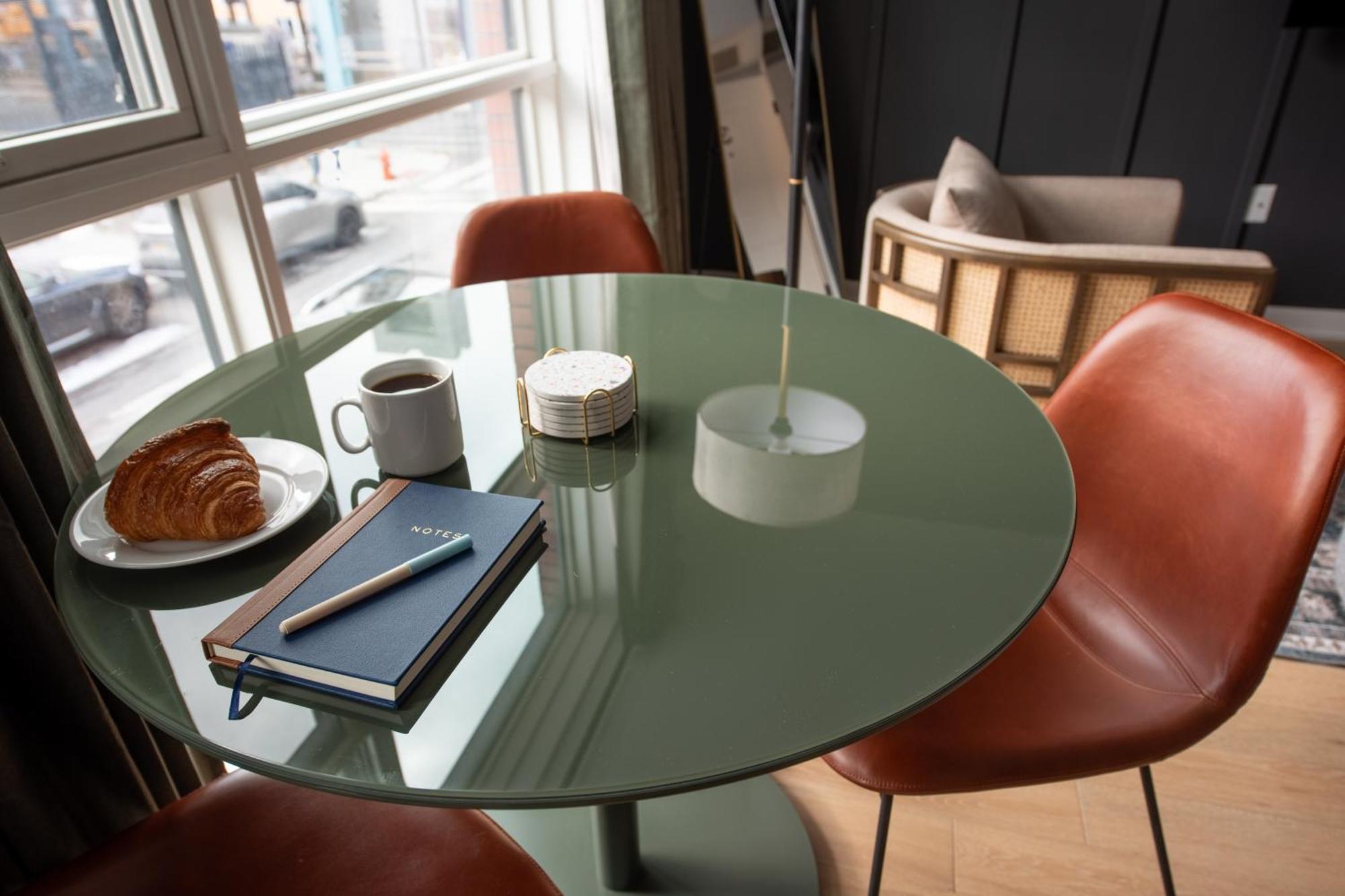 Sosuite At The Jefferson Aparthotel