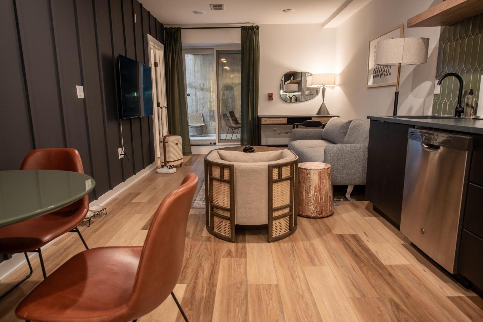 Sosuite At The Jefferson * Philadelphia
